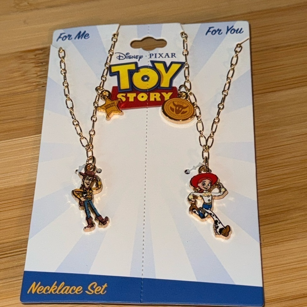 TOY STORY FRIENDSHIP NECKLACE SET